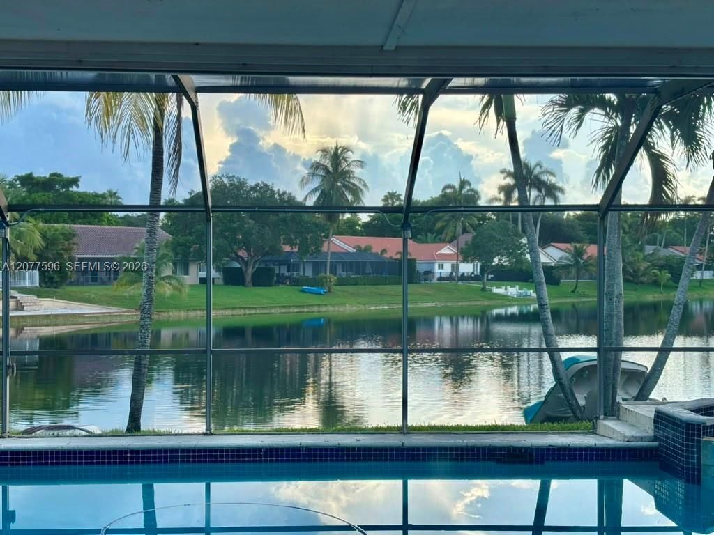 14629 Glencairn Rd, Miami Lakes, FL 33016 Photo