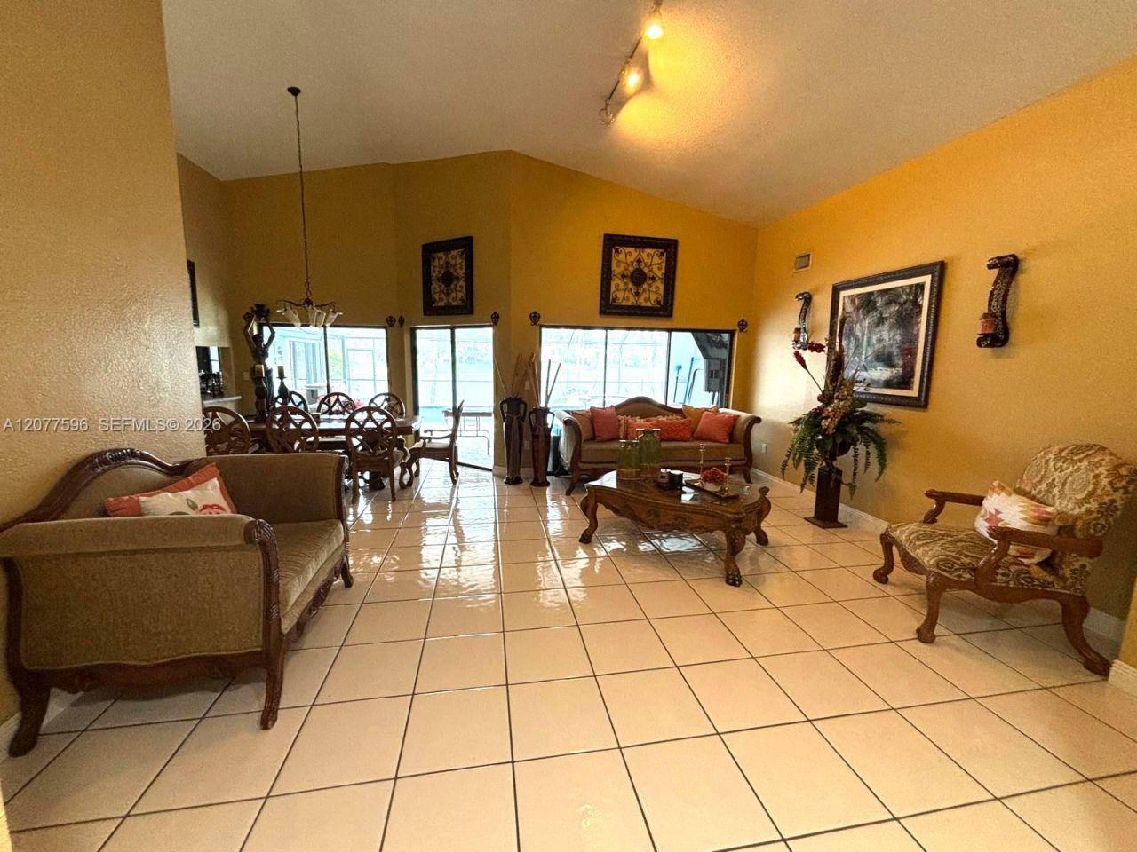 14629 Glencairn Rd, Miami Lakes, FL 33016 Photo