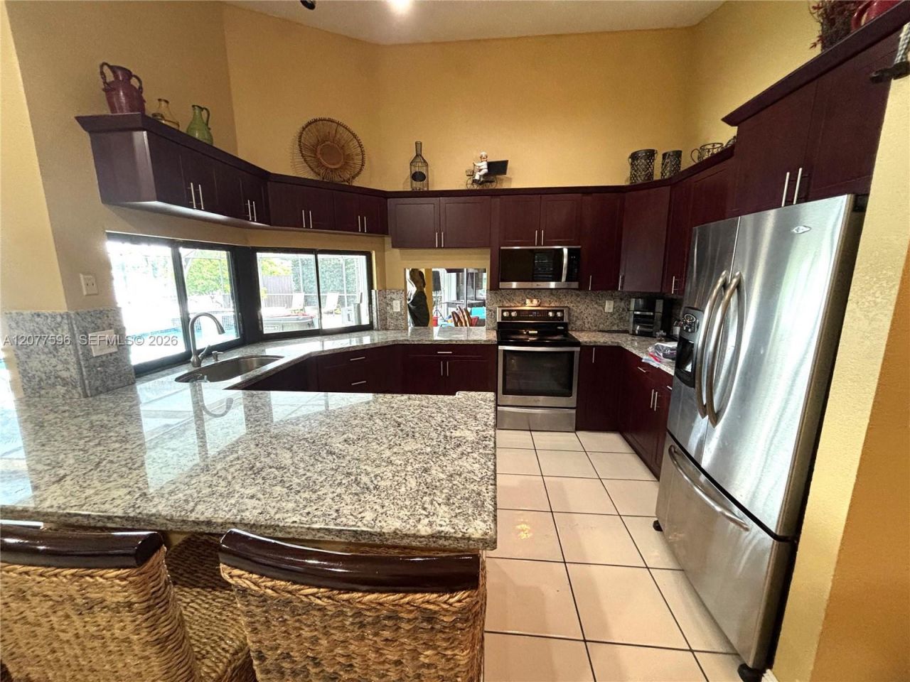14629 Glencairn Rd, Miami Lakes, FL 33016 Photo