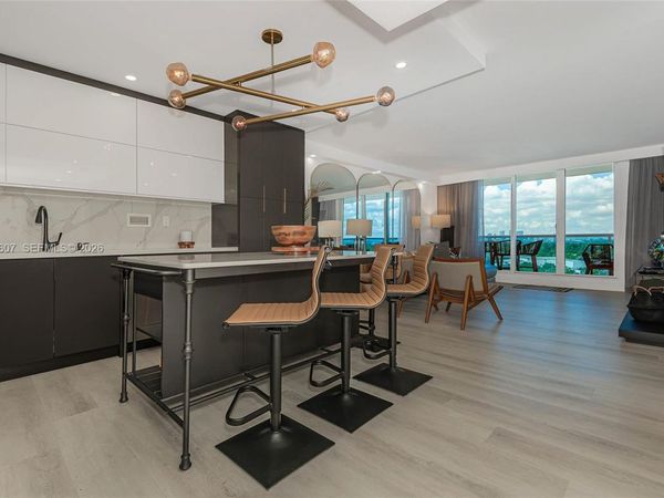 2301 Collins Ave , Unit 1134, Miami Beach, FL 33139