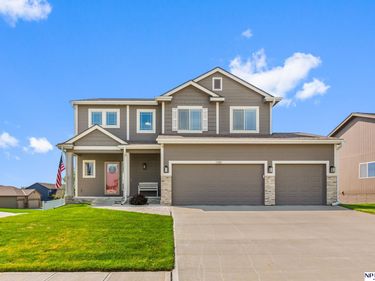 13520 S 50th Street, Papillion, NE 68133