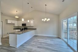 5176 Spring St.  photo 4
