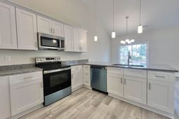 5176 Spring St.  photo 4