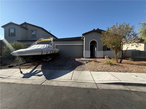 517 Shimmering Sands Avenue , North Las Vegas, NV 89031