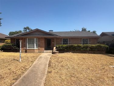 1531 Brook Valley Lane , Dallas, TX 75232