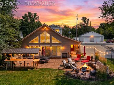453 E Shore Drive, Northfield Township, Mi 48189
