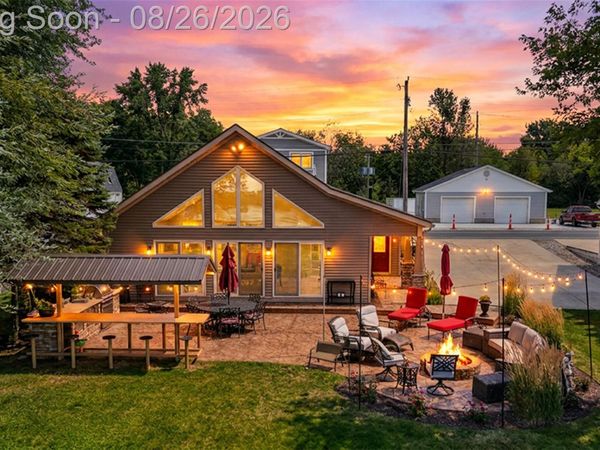 453 E Shore Drive, Northfield Township, Mi 48189