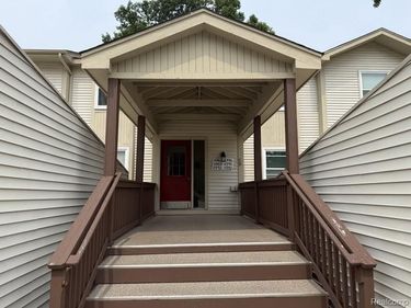 4962 OAK HILL Drive, Unit 75, Waterford Township, Mi 48329