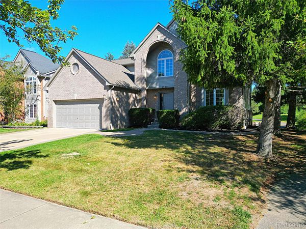 2320 Baltusrol Drive , Commerce Township, Mi 48382