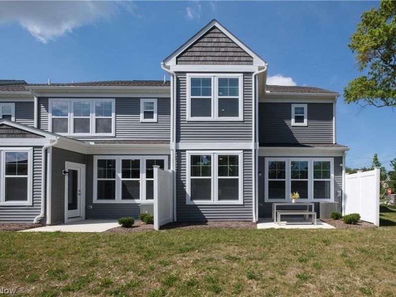 1597 Merlot Lane, Westlake, OH 44145 Photo 2