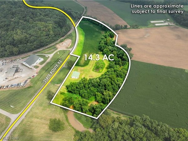 23846 State Route 93 , Fresno, OH 43824