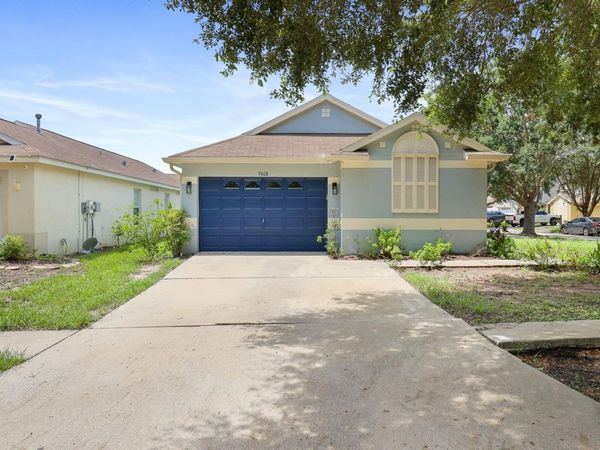 7408 OXFORD GARDEN CIRCLE , APOLLO BEACH, FL 33572