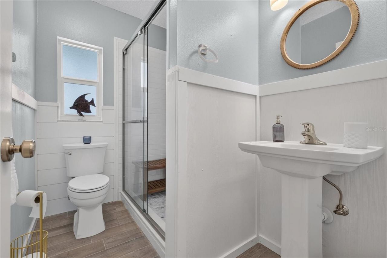 6086 Island Drive , Weeki Wachee, FL 34607 Photo