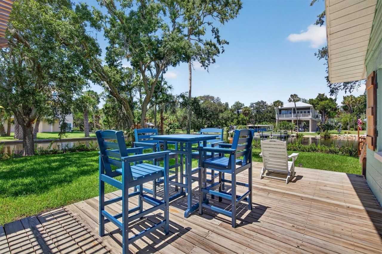 6086 Island Drive , Weeki Wachee, FL 34607 Photo