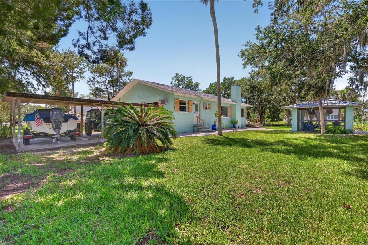 6086 Island Drive , Weeki Wachee, FL 34607 Photo