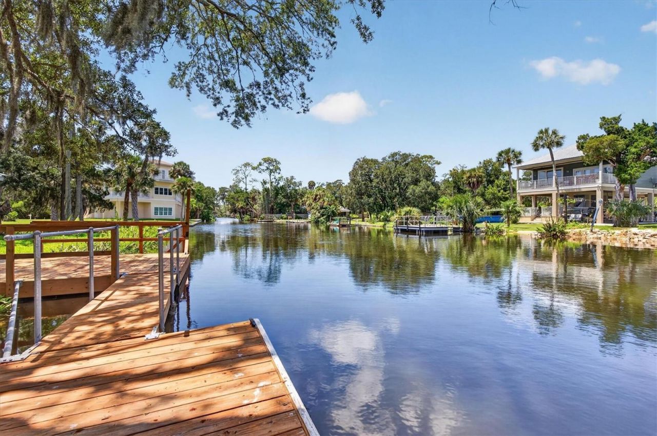 6086 Island Drive , Weeki Wachee, FL 34607 Photo