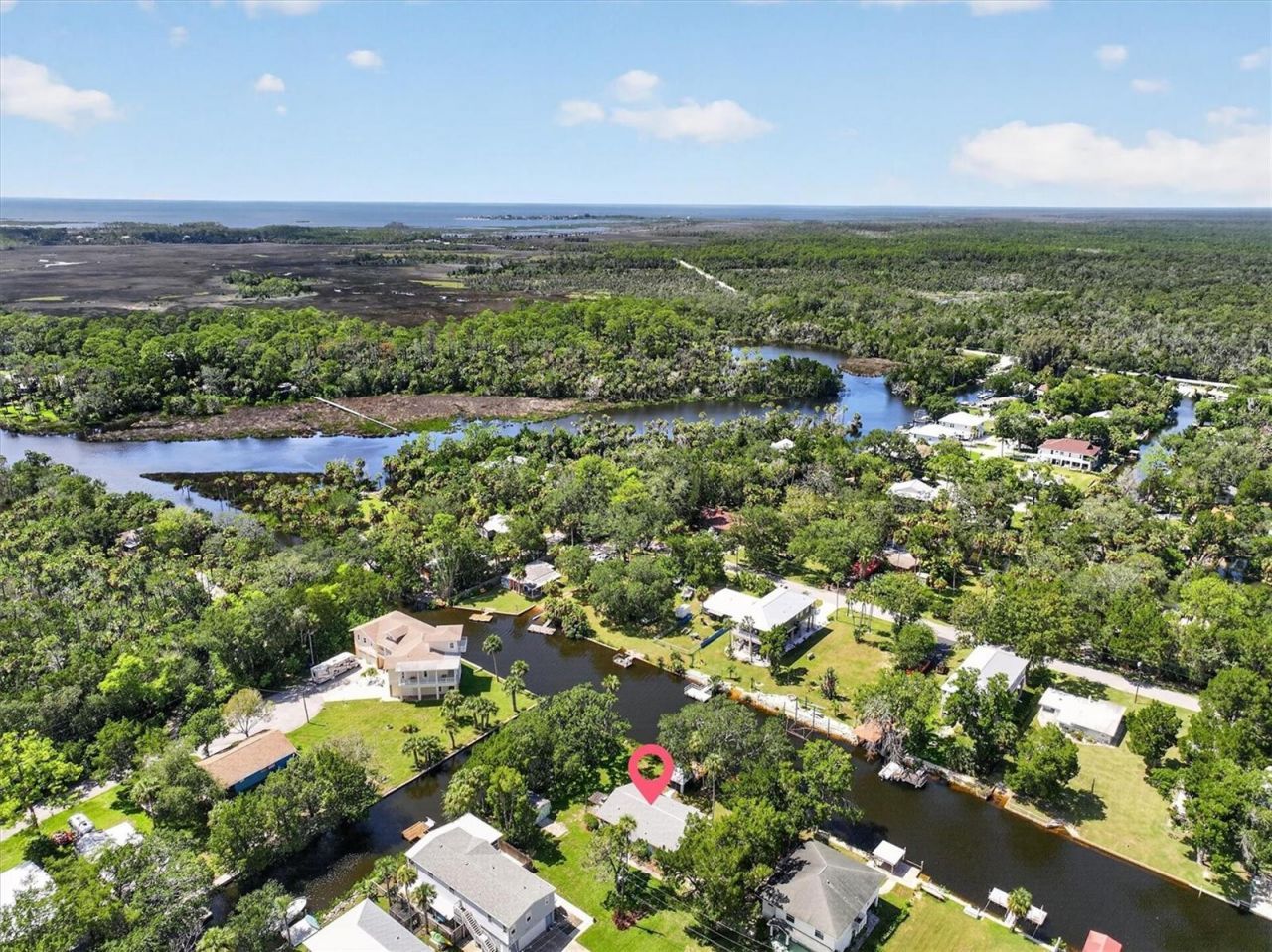 6086 Island Drive , Weeki Wachee, FL 34607 Photo