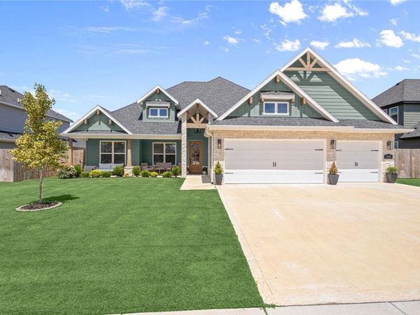 1140 Red Maple Street, Centerton, AR 72719