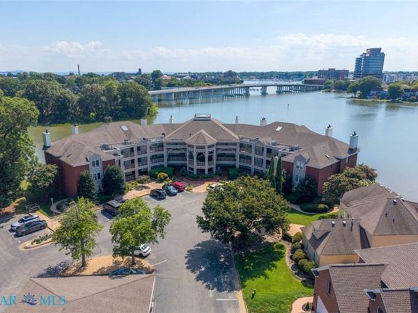 30 Brough Lane , Unit 2, Hampton, VA 23669