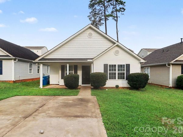 1311 Braveheart Lane , Charlotte, NC 28216