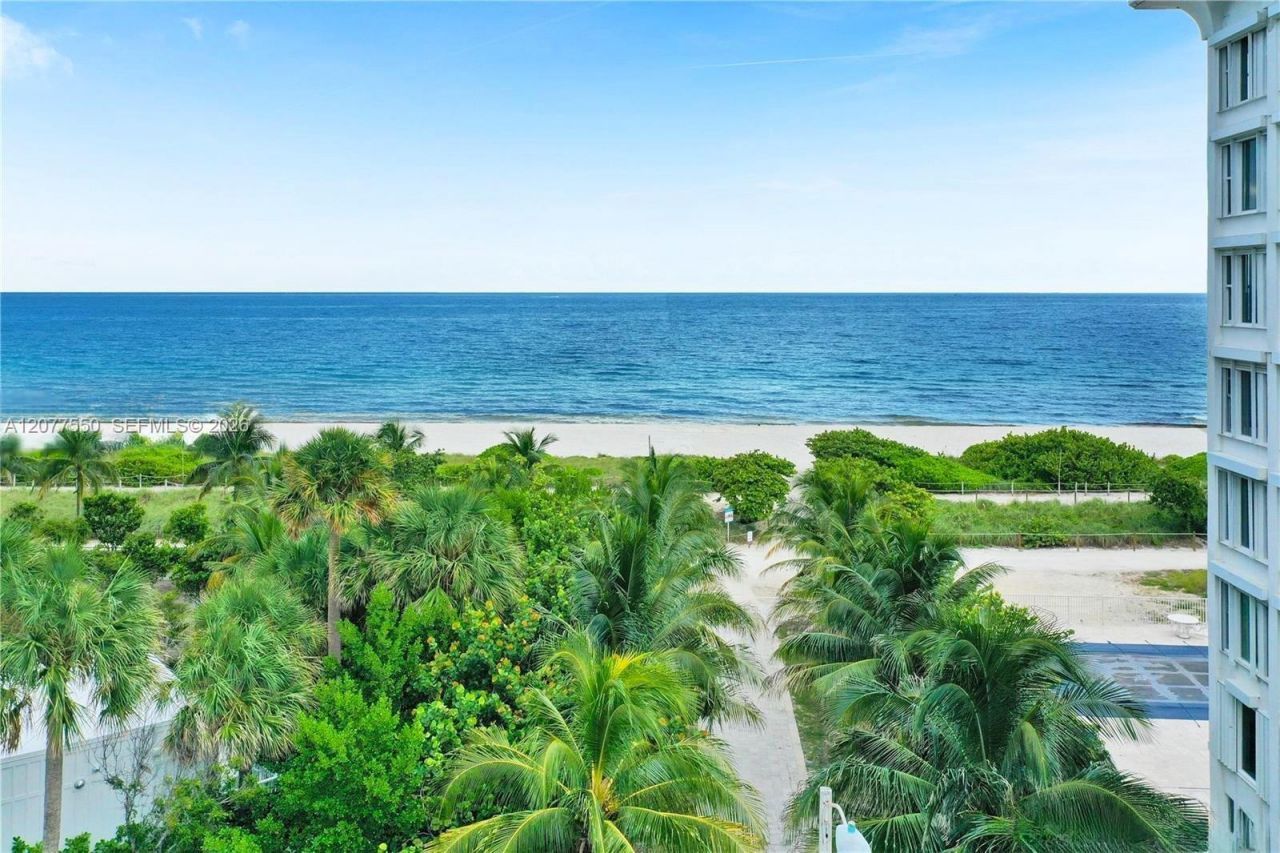 9008 Collins Ave, Unit 402, Surfside, FL 33154 Photo