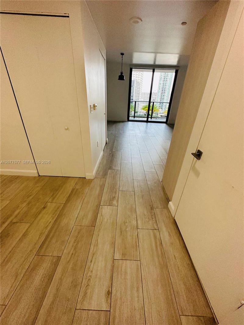 45 SW 9th St , Unit 1202, Miami, FL 33130 Photo