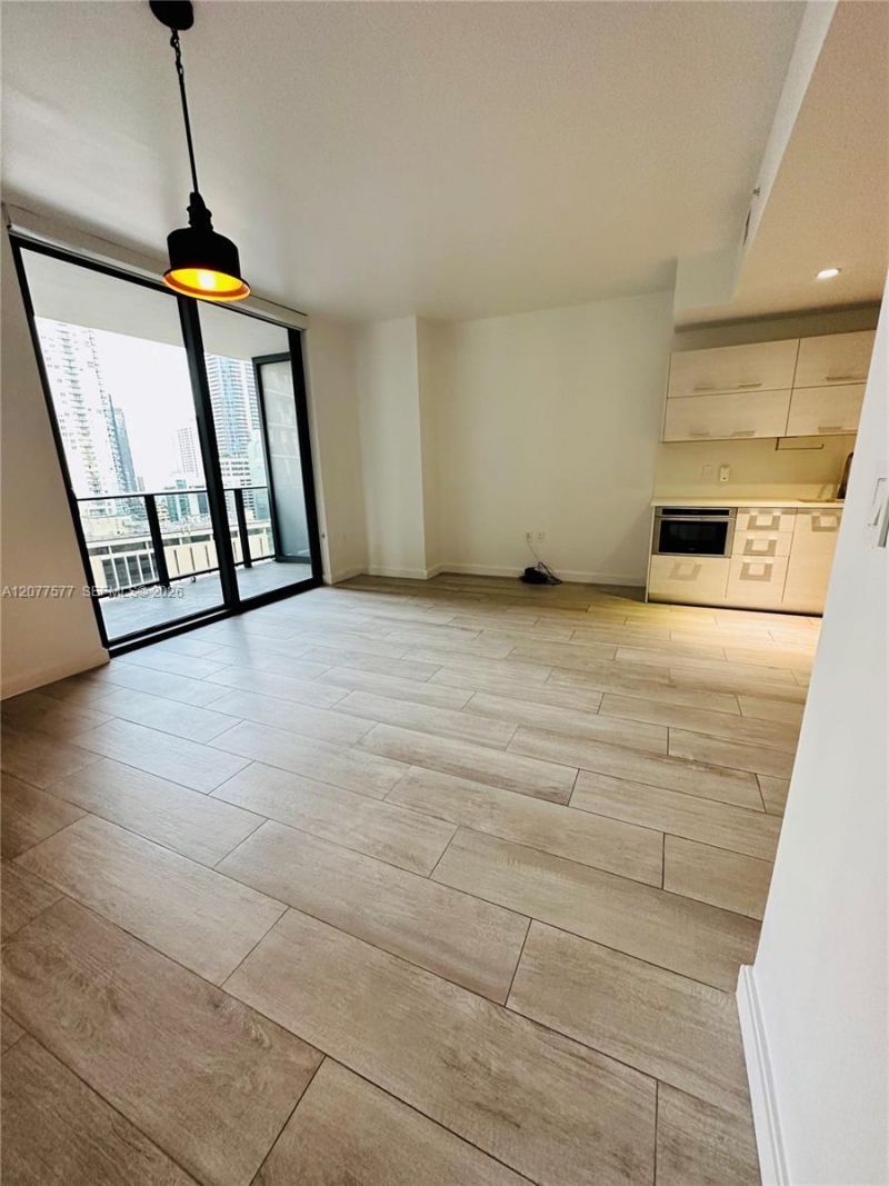45 SW 9th St , Unit 1202, Miami, FL 33130 Photo