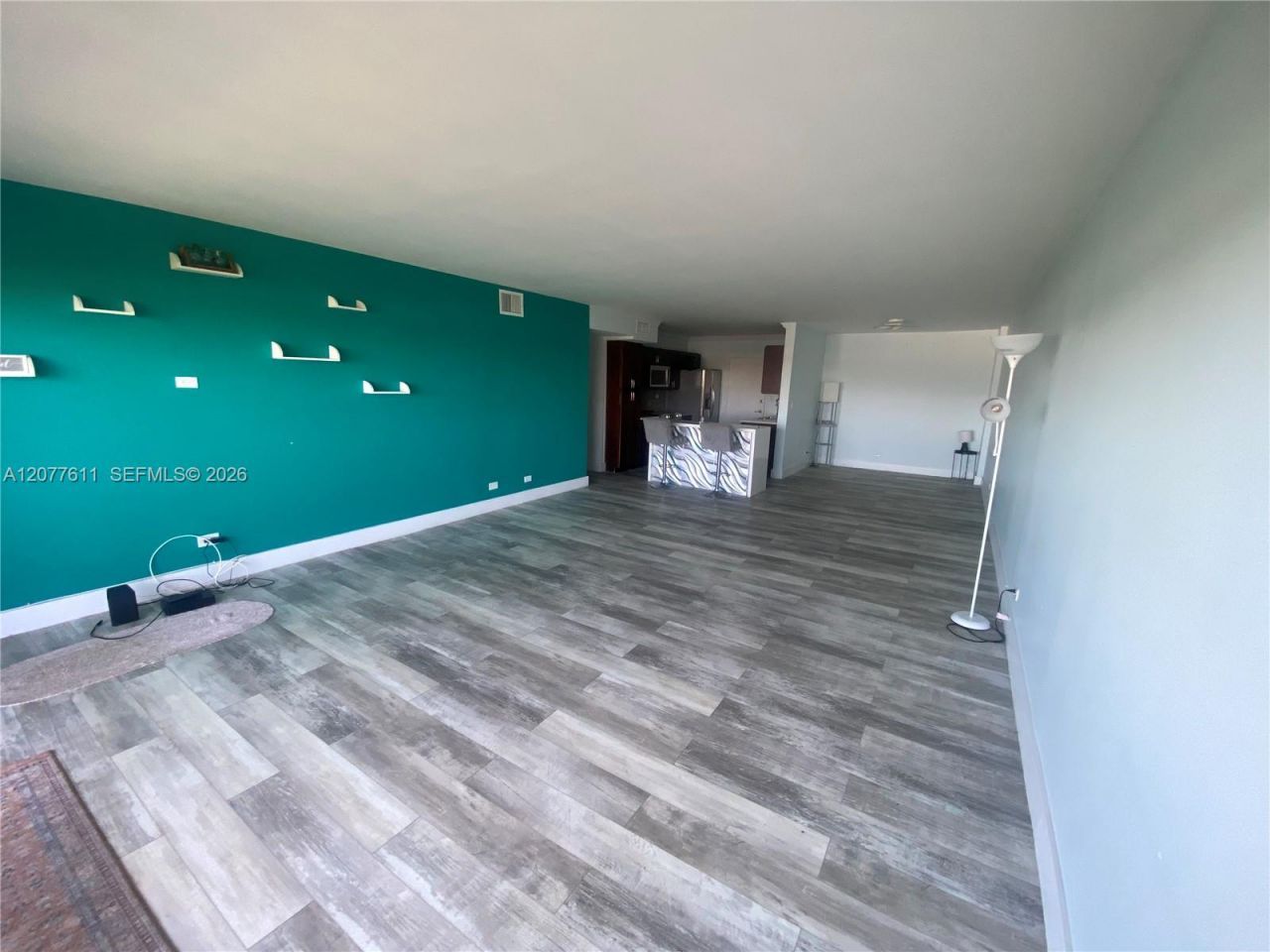 800 NE 195th St, Unit 709, Miami, FL 33179 Photo