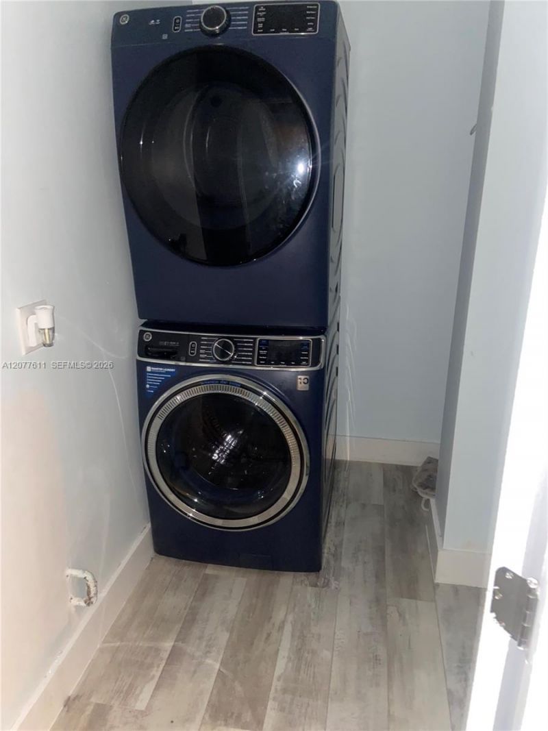 800 NE 195th St, Unit 709, Miami, FL 33179 Photo