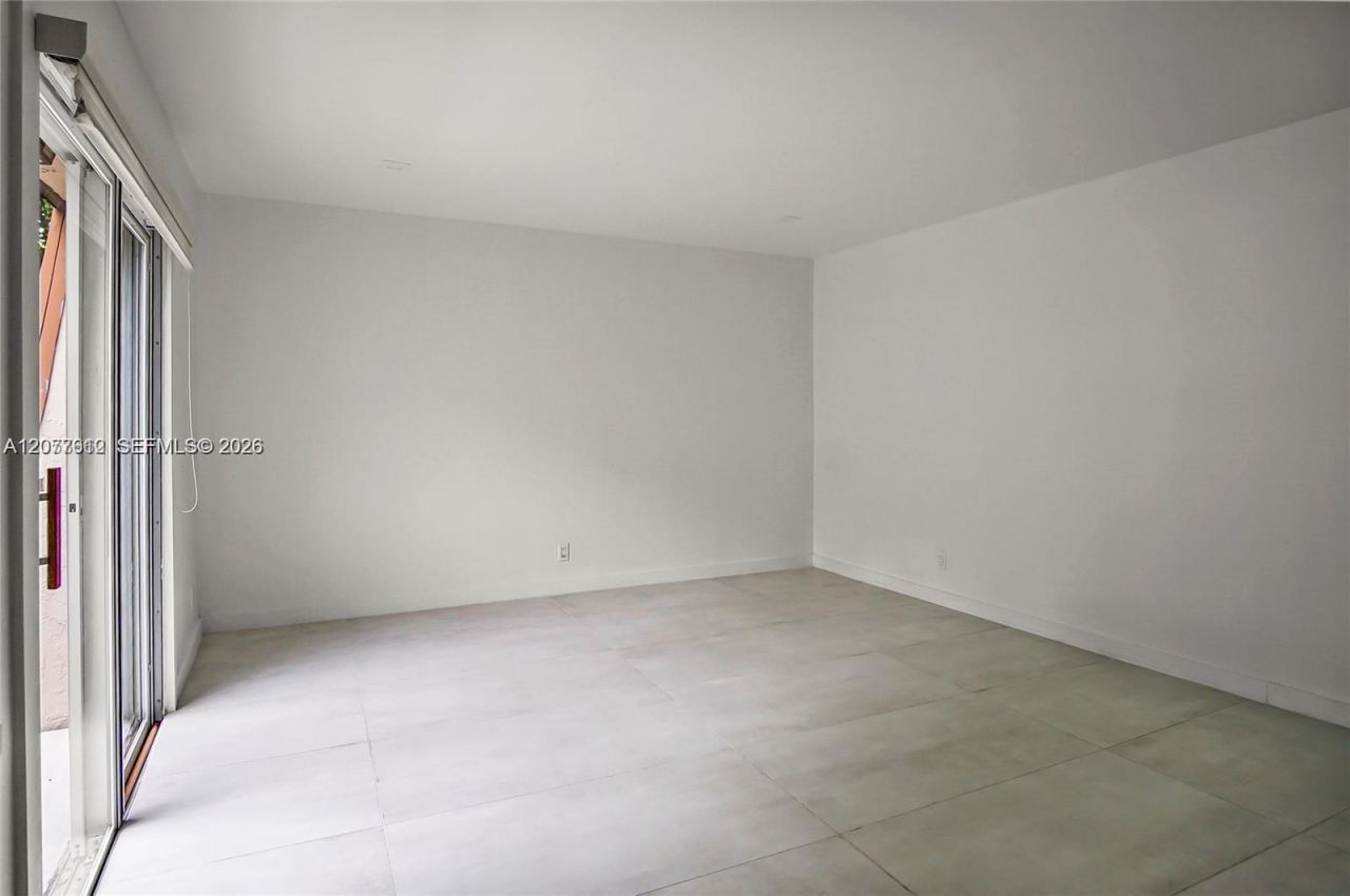 2161 Orange Grove Dr, Unit A-9, Davie, FL 33324 Photo