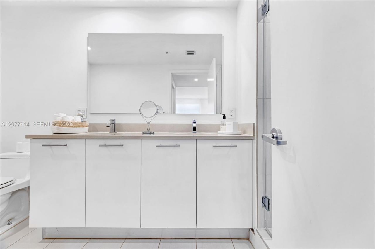 3250 NE 1st Ave , Unit 605, Miami, FL 33137 Photo