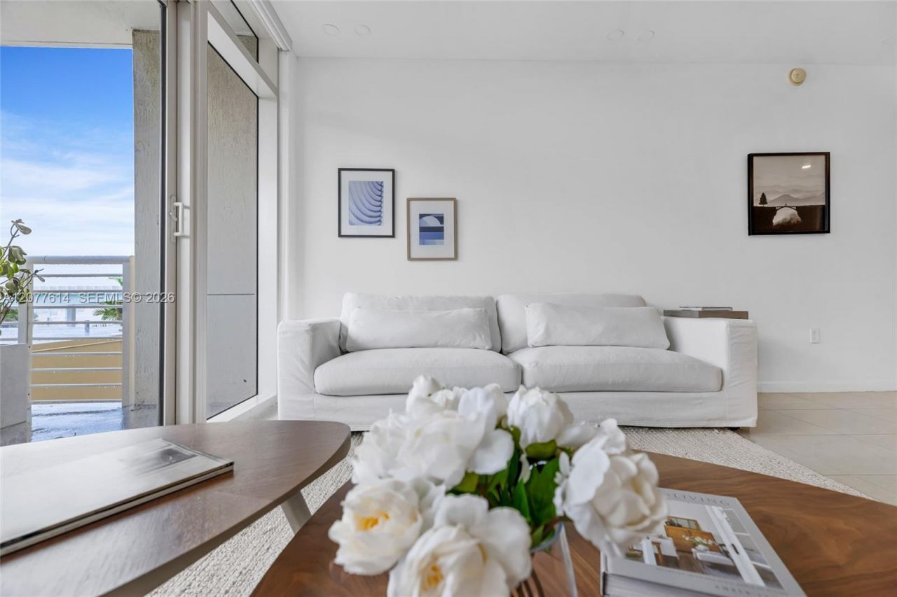 3250 NE 1st Ave , Unit 605, Miami, FL 33137 Photo