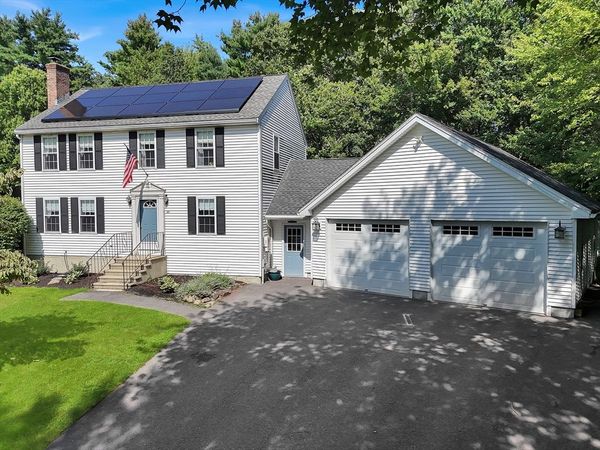 141 Farm Hill Rd, Leominster, MA 01453