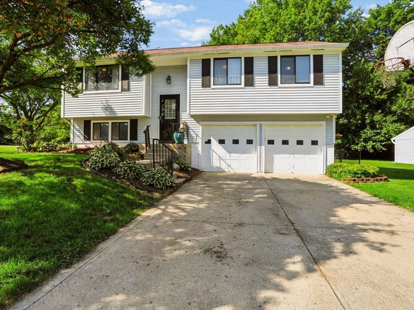 4152 Oil Creek Drive, Indianapolis, IN 46268