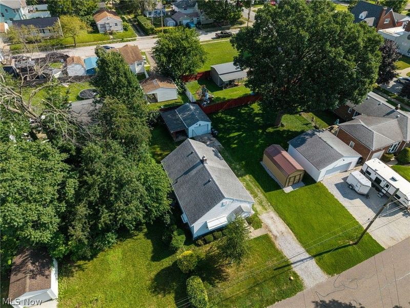 815 Iona Avenue, Akron, OH 44314 Photo 8