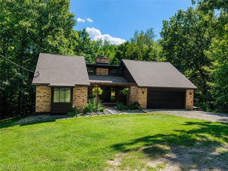 580 Ridgewood Boulevard, Belpre, OH 45714 Photo 2
