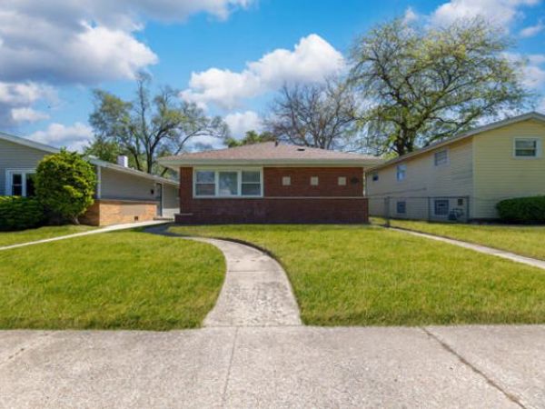 14643 Dante Avenue, Dolton, IL 60419