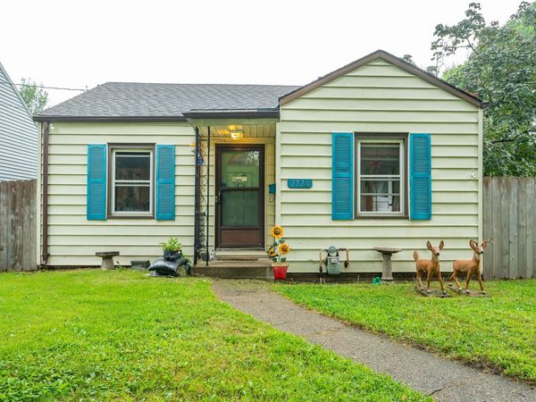 2720 Bowdoin Street, Des Moines, IA 50313