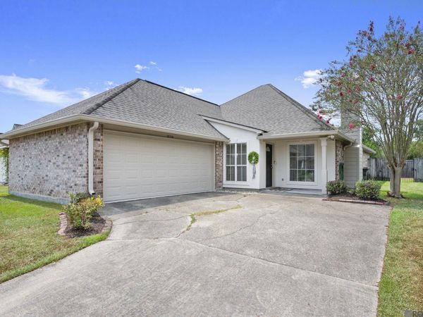 18338 Three Bars Dr, Baton Rouge, LA 70817