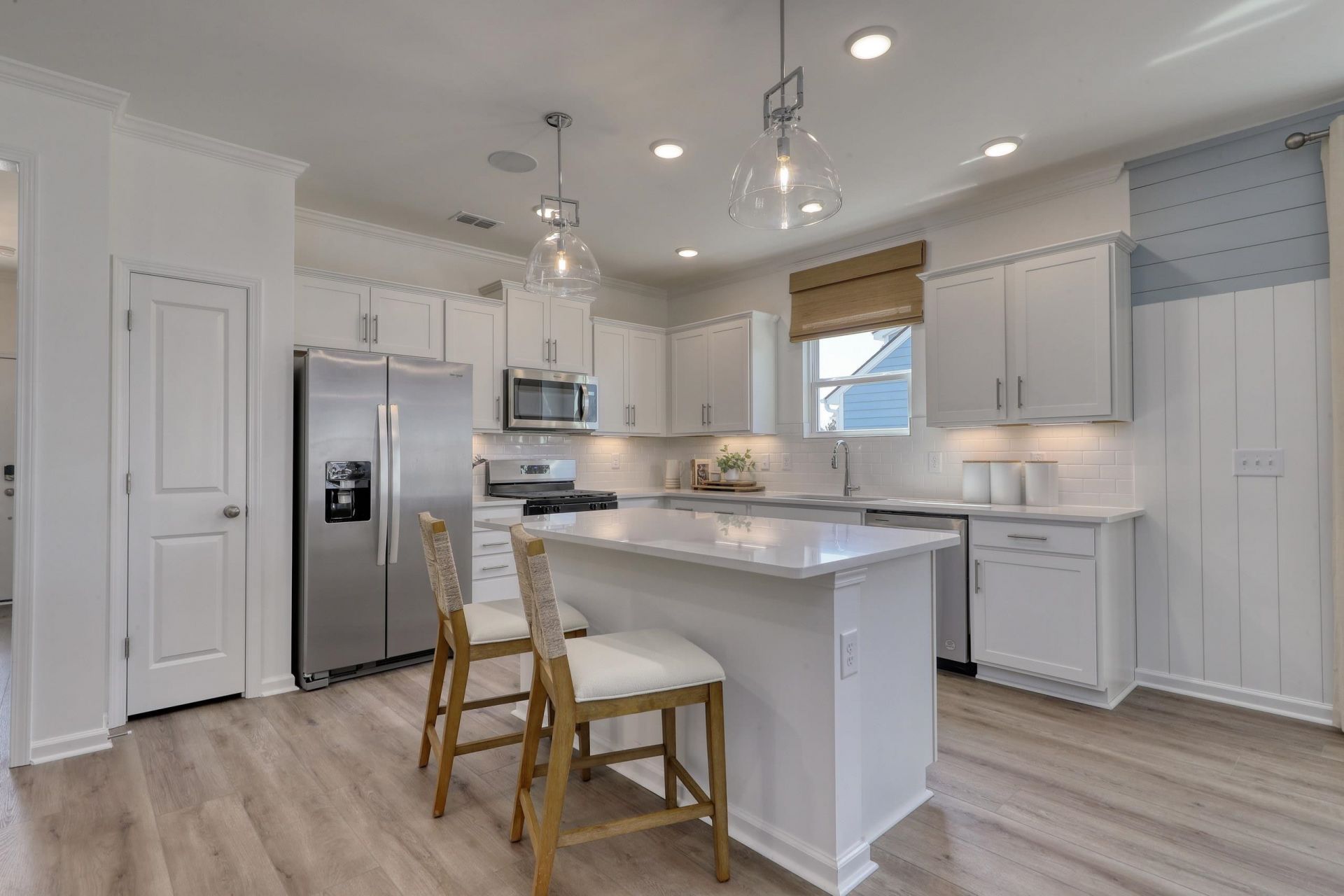 2507 Silver Leaf Dr Photo 4