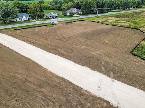 Lt6 PRESERVE COURT, Plymouth, WI 53073