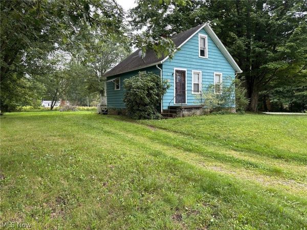 21293 Lake Park Boulevard , Alliance, OH 44601