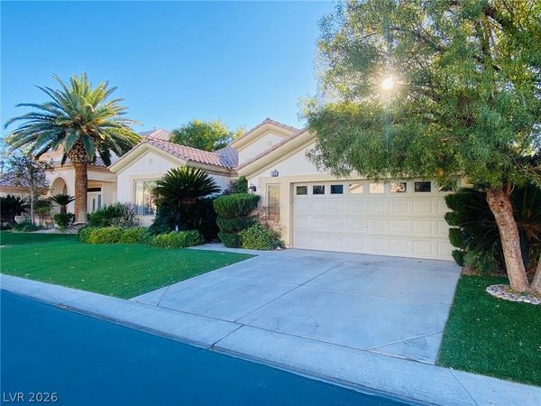 231 Cliff Valley Drive , Las Vegas, NV 89148