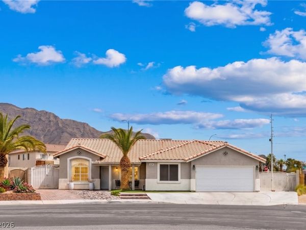 826 Samoy Street, Las Vegas, NV 89110