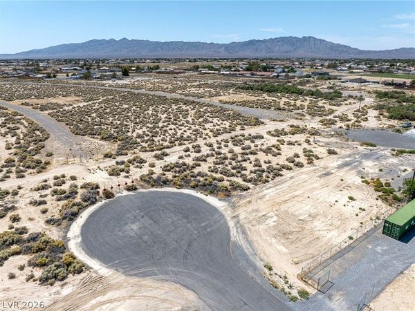 2100 Jacaranda Street , Pahrump, NV 89048