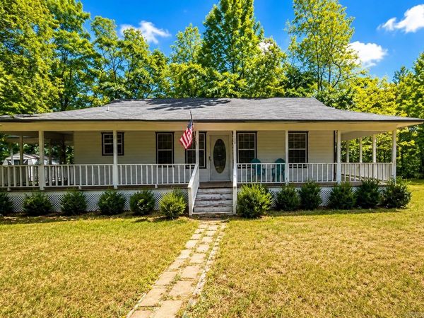 1000 Oak Grove Avenue, Mena, AR 71953