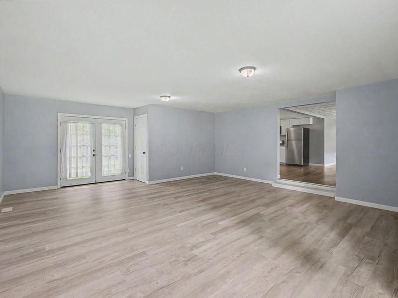 14207 Eldon Drive , Mount Vernon, OH 43050 Photo 11