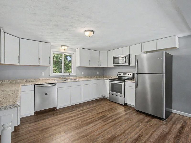14207 Eldon Drive , Mount Vernon, OH 43050 Photo 4