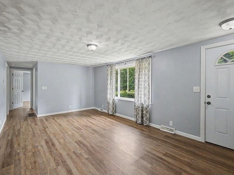 14207 Eldon Drive , Mount Vernon, OH 43050 Photo 6