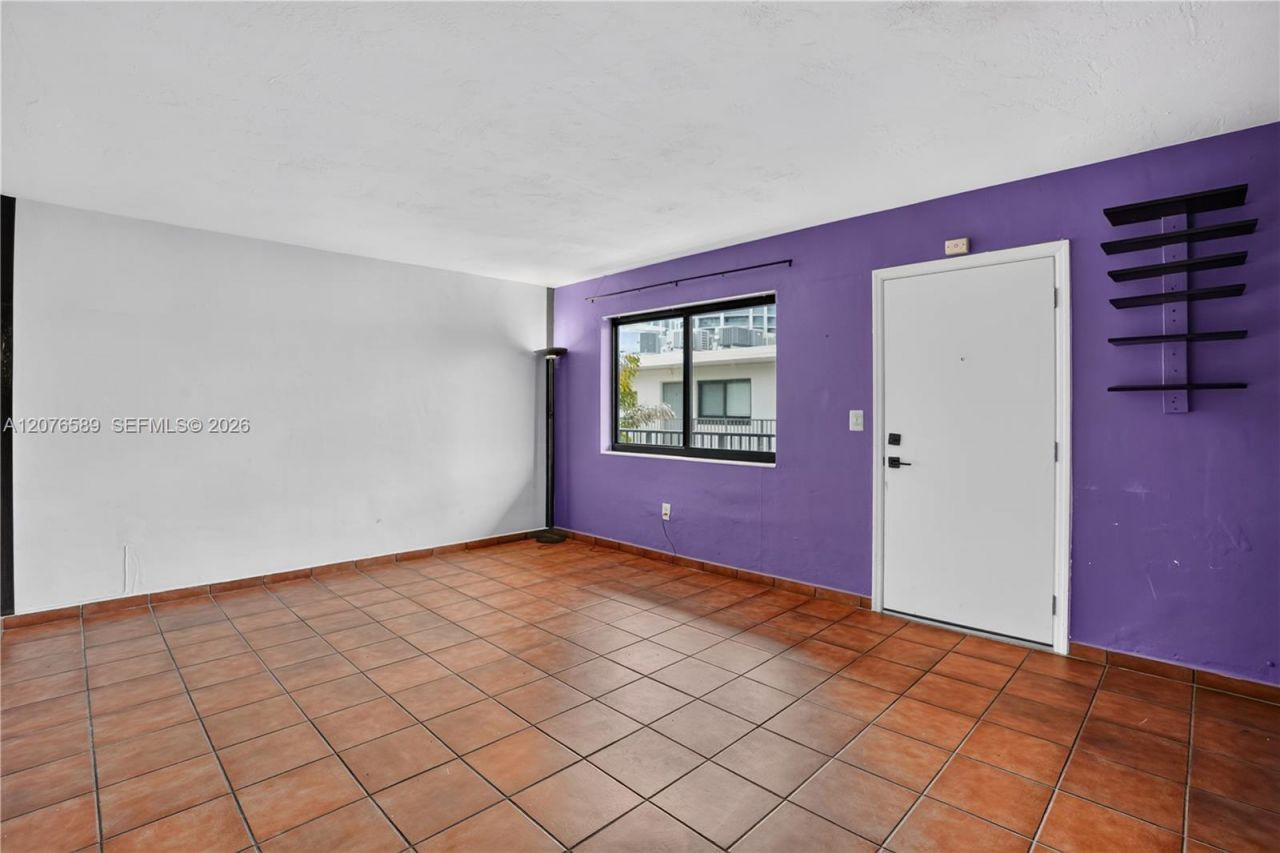 3240 Mary St, Unit S308, Miami, FL 33133 Photo